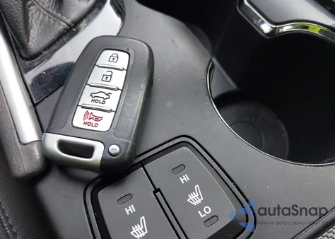 2012 Hyundai Sonata Hybrid z USA, uszkodzony, nr VIN KMHEC4A48CA026927